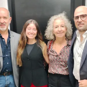 Compraventa de farmaciaCalle Monte Albillo, 7 (Madrid)