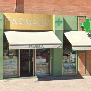 Compraventa de farmaciaCalle Juan de Garay, Burgos